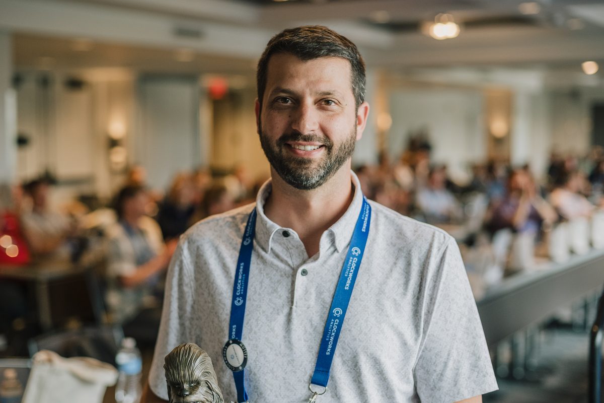 Michael Mandilakis of Gardiner, Clockworks 2026 Partner of the Year, at the FDD Awards at Client Summit 2026